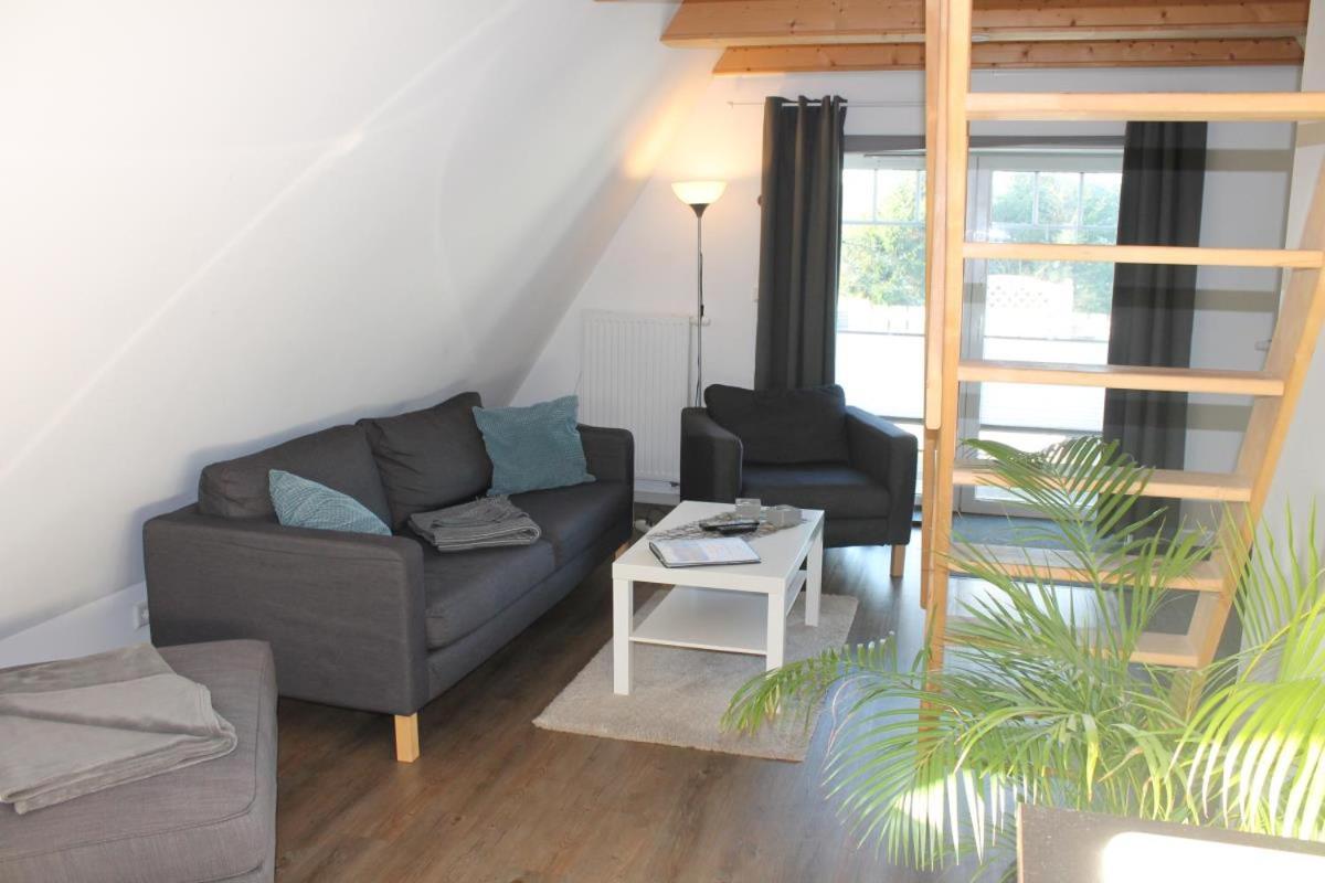 Ferienwohnung De Olle Leive In בורן מראה חיצוני תמונה