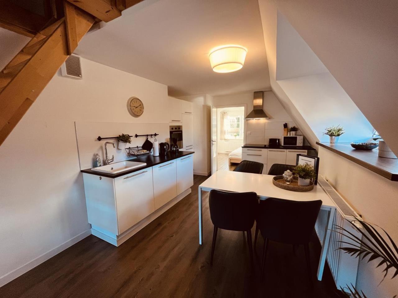 Ferienwohnung De Olle Leive In בורן מראה חיצוני תמונה